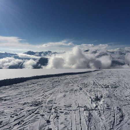 Апартаменты Gudauri Ski Studio Экстерьер фото